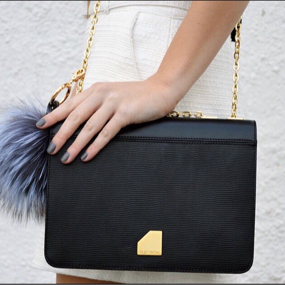 Flat Iron Handbag - Picture 1 of 9